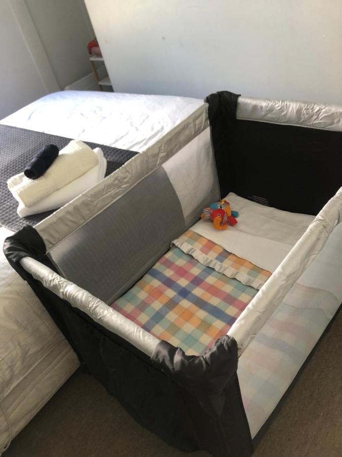 Renwick In The City Nelson, 10Min Walk To City Centre, Full Kitchen, Fast Fibre Wifi, Drive 13Min To Airport, 5Min To Hospital, Quiet Street, Dog Friendly Exterior photo