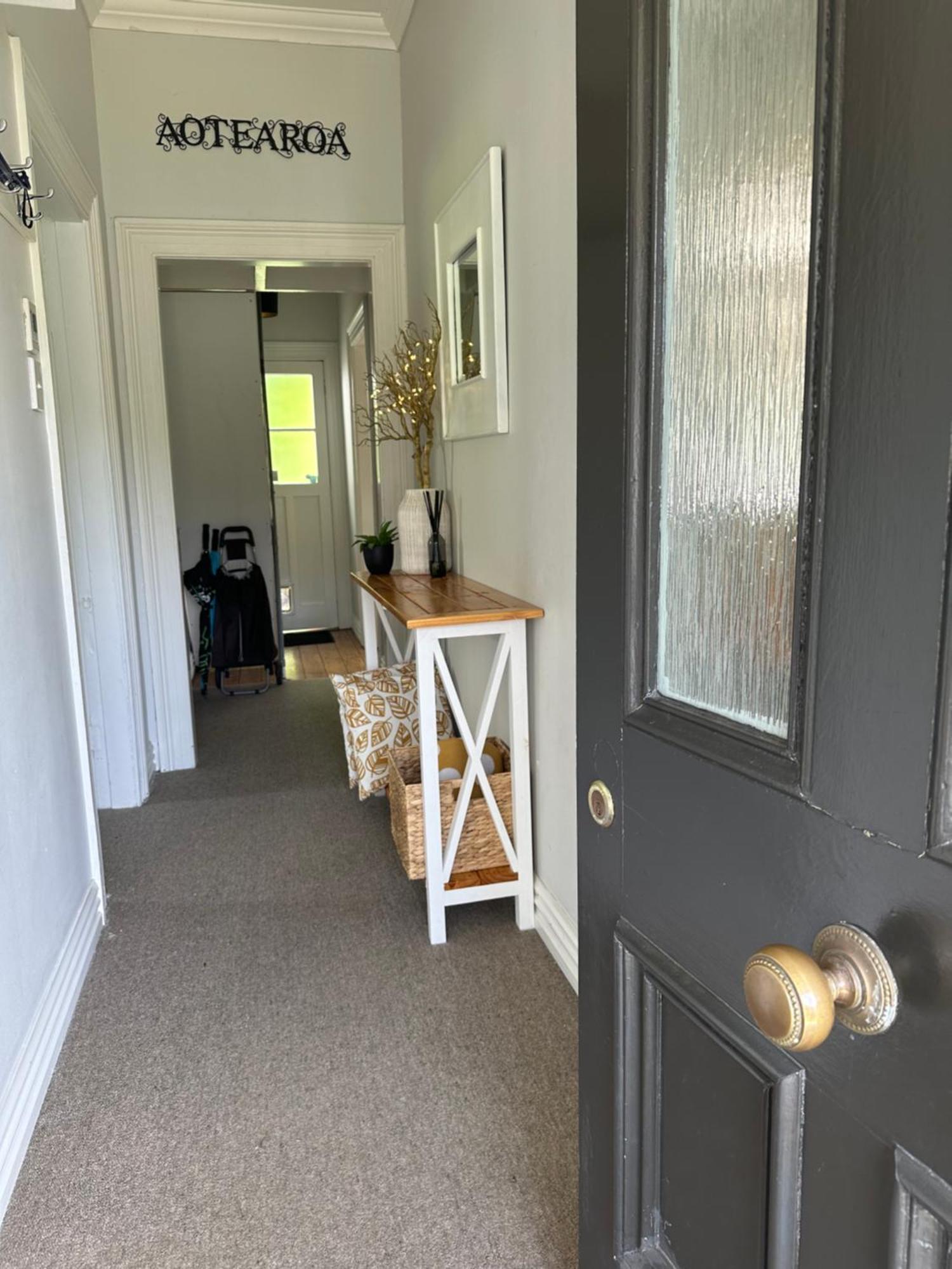 Renwick In The City Nelson, 10Min Walk To City Centre, Full Kitchen, Fast Fibre Wifi, Drive 13Min To Airport, 5Min To Hospital, Quiet Street, Dog Friendly Exterior photo