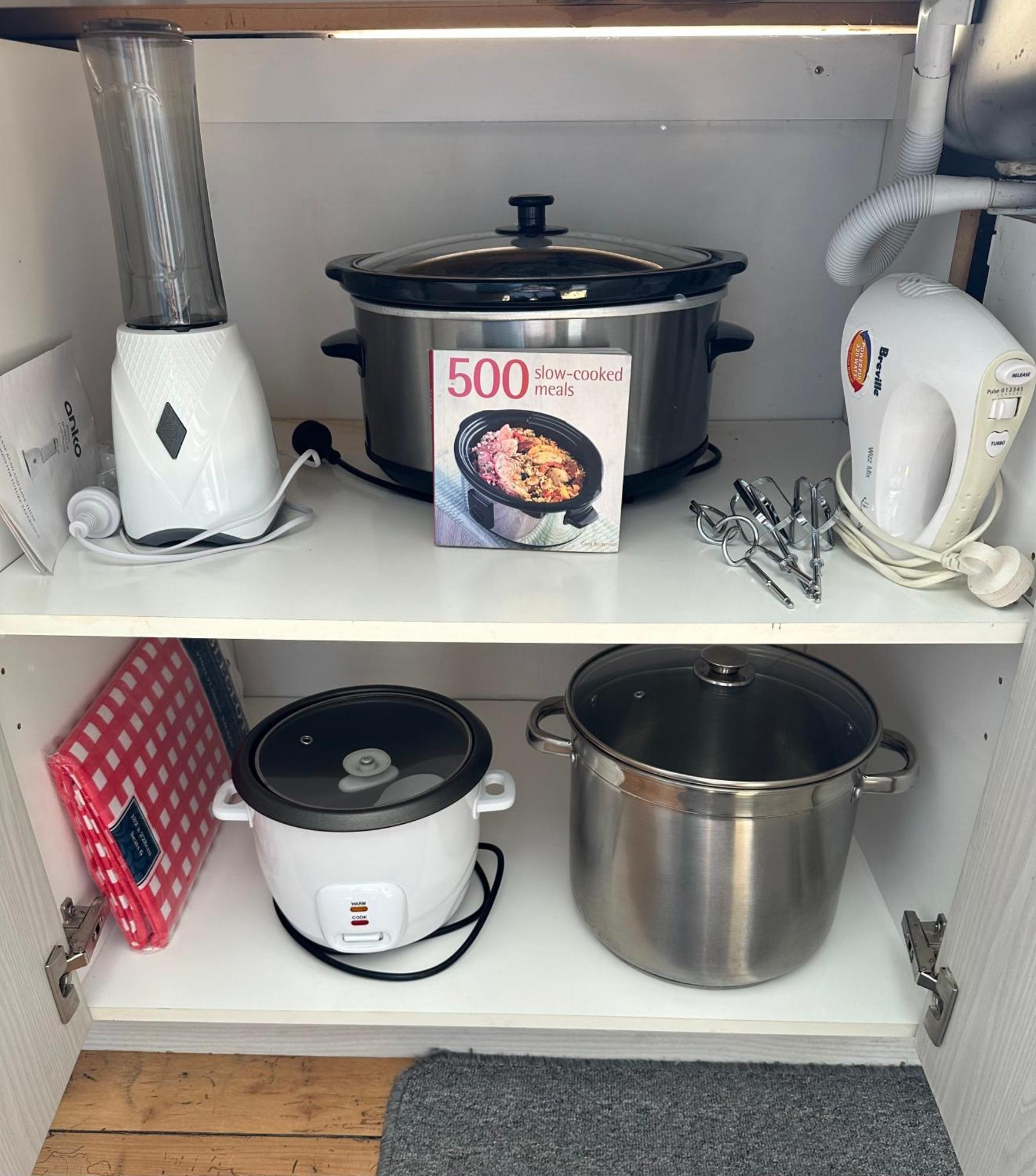 Renwick In The City Nelson, 10Min Walk To City Centre, Full Kitchen, Fast Fibre Wifi, Drive 13Min To Airport, 5Min To Hospital, Quiet Street, Dog Friendly Exterior photo