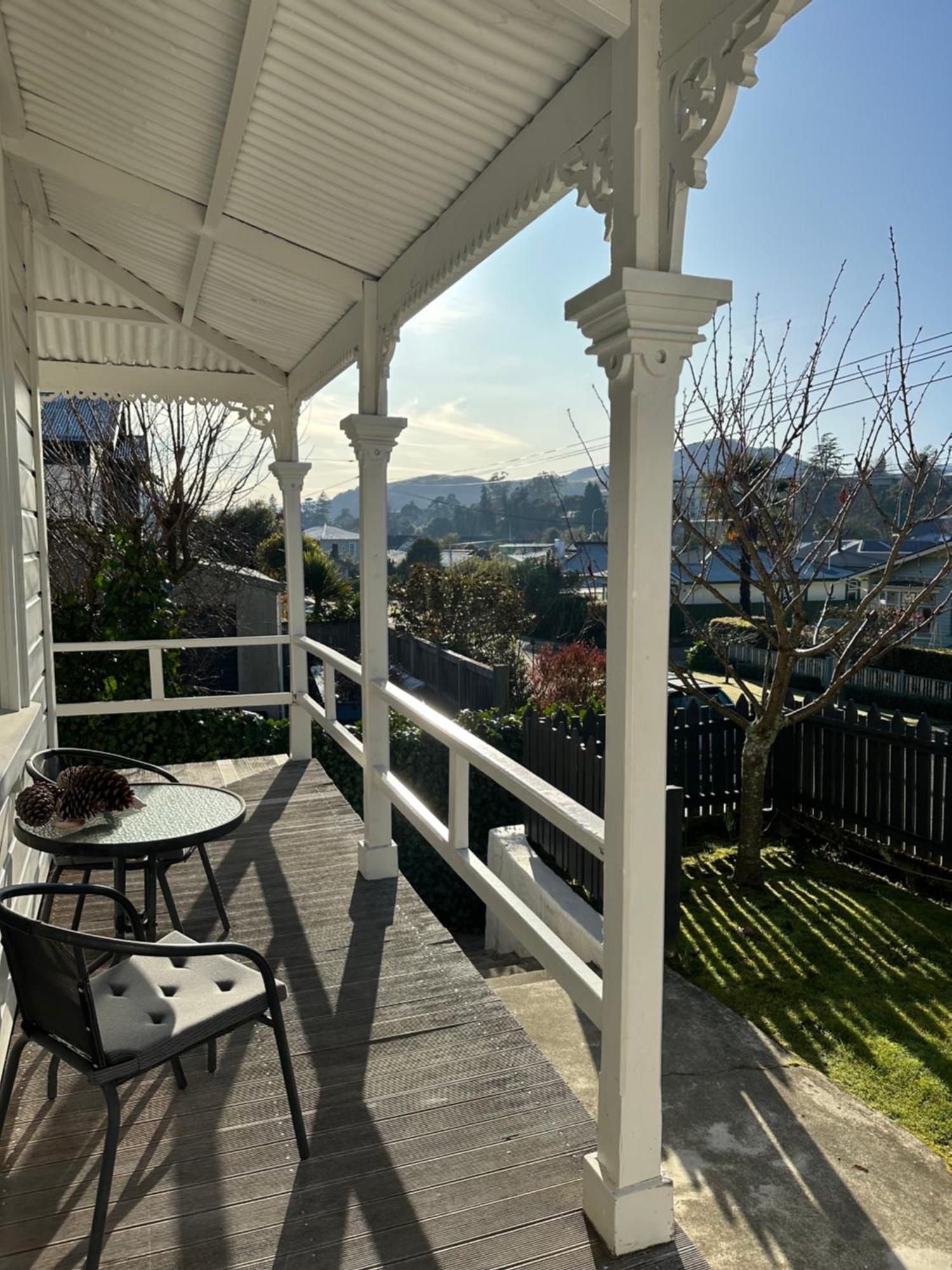 Renwick In The City Nelson, 10Min Walk To City Centre, Full Kitchen, Fast Fibre Wifi, Drive 13Min To Airport, 5Min To Hospital, Quiet Street, Dog Friendly Exterior photo